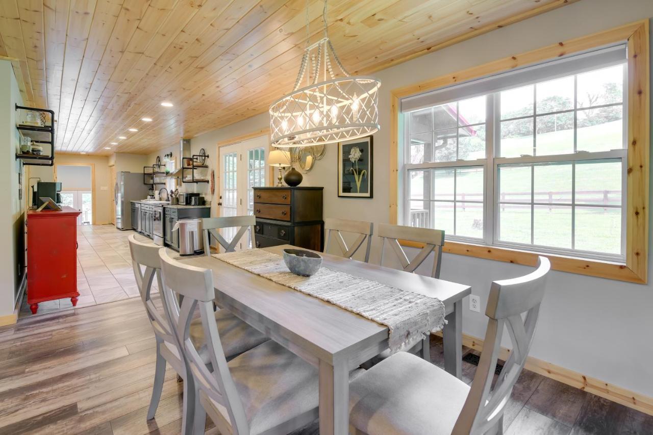 Sevierville Cabin With Private Hot Tub And Fire Pit Exterior foto